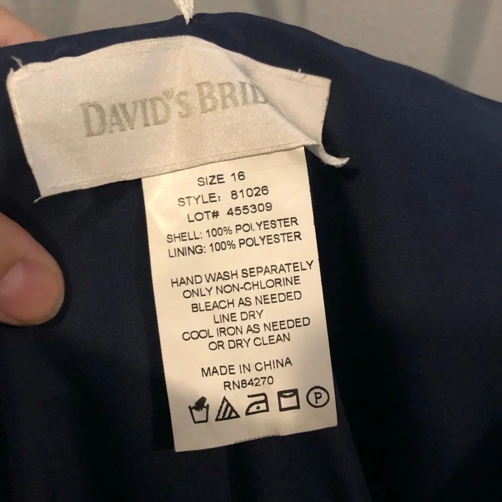David's Bridal Bridesmaid dress - Picture 5 of 6
